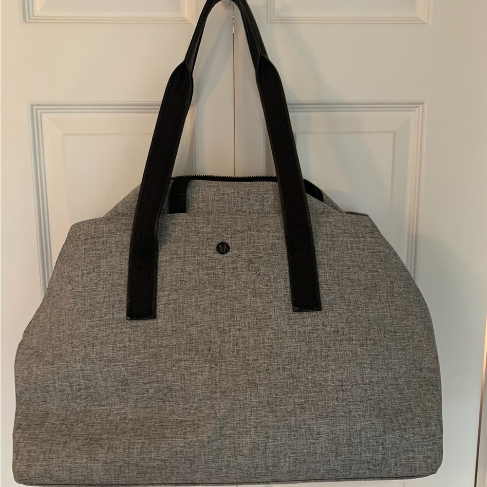 Lululemon gray bag -like New. Only used a few times.